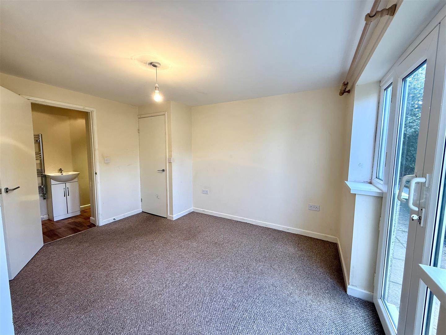 Ddol Road, Dunvant, Swansea, SA2 7UB
